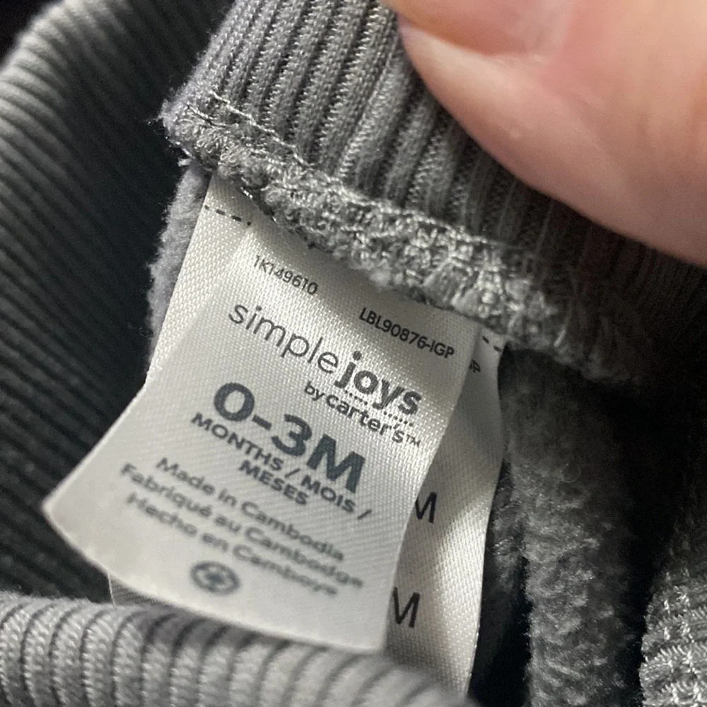 Simple Joys by Carter’s, Baby Boys Bundle. 4 fleece pull on pants. Size 0…